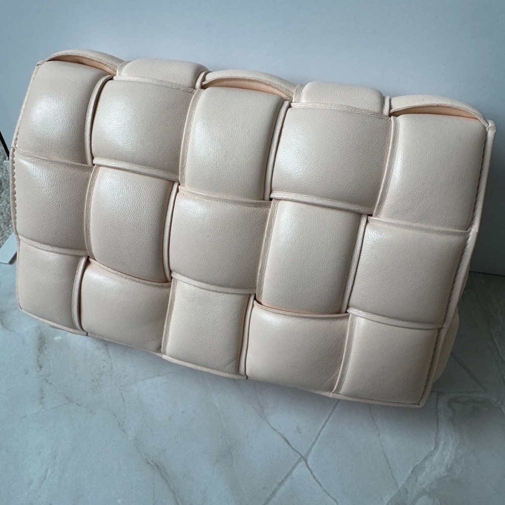 Bottega Veneta Cream Crossbody Bag with Quilted Design